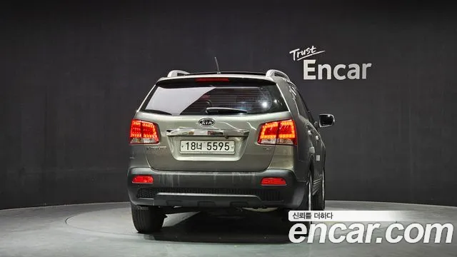 Kia Sorento 2010 — фото 4