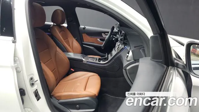 Mercedes-Benz GLC-Class 2021 — фото 11