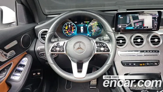 Mercedes-Benz GLC-Class 2021 — фото 14