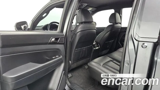 KG_Mobility_Ssangyong Rexton 2022 — фото 17