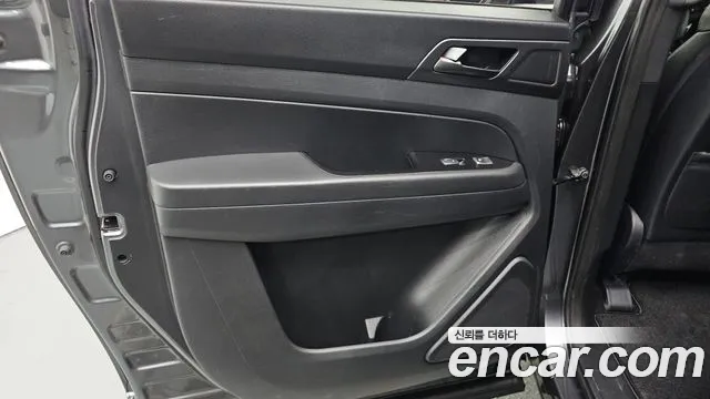KG_Mobility_Ssangyong Rexton 2022 — фото 15