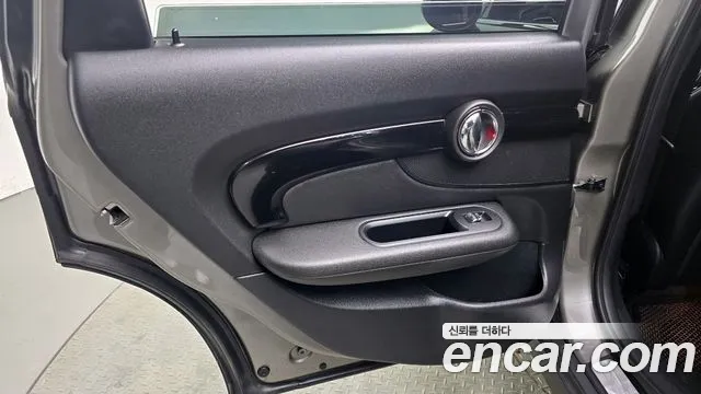 Mini Clubman 2019 — фото 15