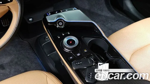 Kia EV6 2023 — фото 11