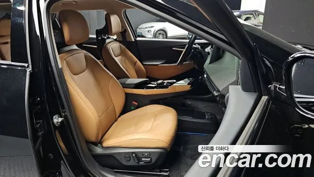Kia EV6 2023 — фото 15