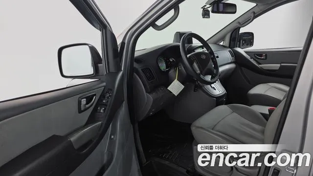 Hyundai Starex 2014 — фото 11