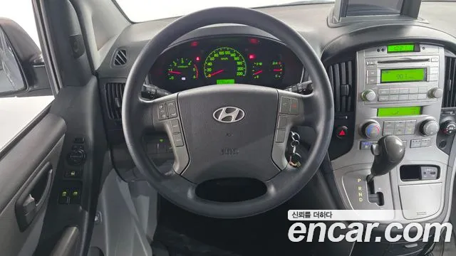 Hyundai Starex 2014 — фото 14