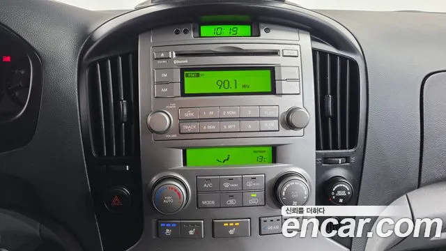 Hyundai Starex 2014 — фото 15
