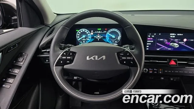 Kia Niro 2024 — фото 18