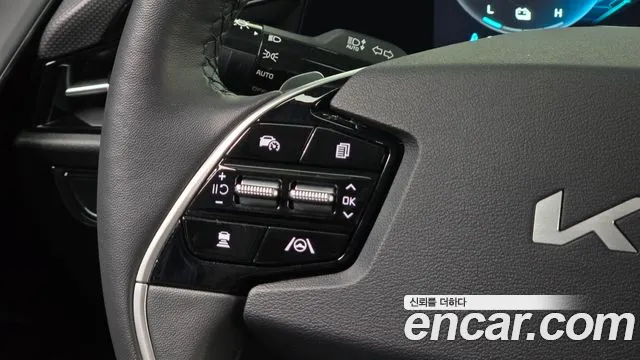 Kia Niro 2024 — фото 19