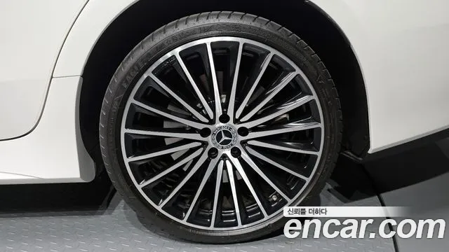 Mercedes-Benz CLS-Class 2023 — фото 7