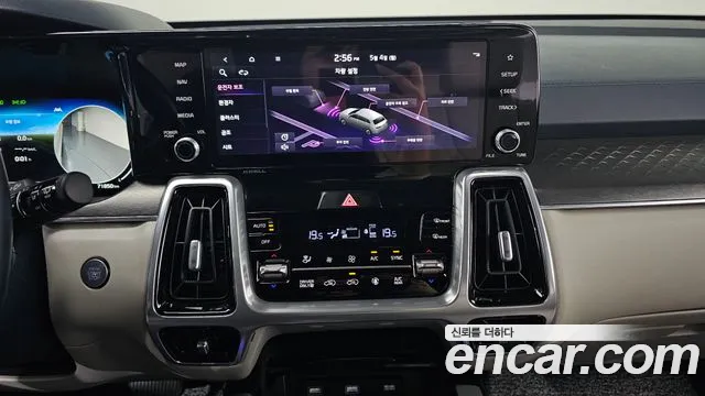 Kia Sorento 2022 — фото 18