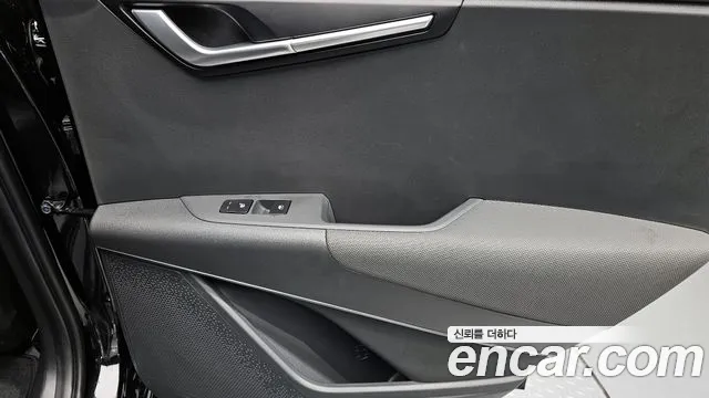 Kia Niro 2024 — фото 15