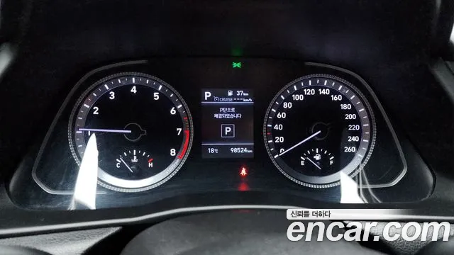 Hyundai Sonata 2020 — фото 11