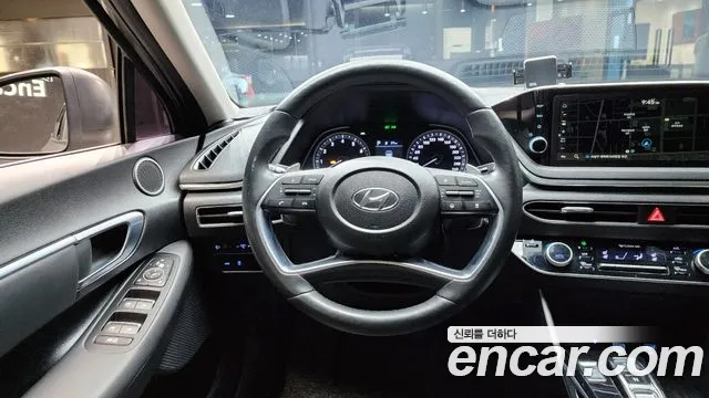 Hyundai Sonata 2020 — фото 20