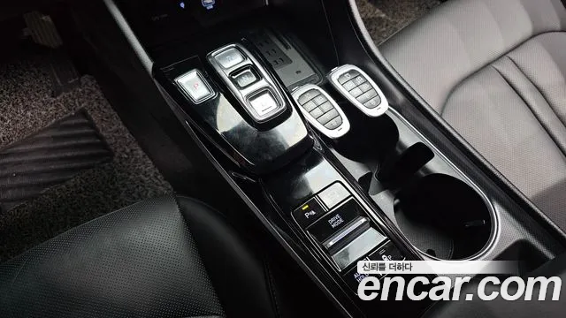 Hyundai Sonata 2020 — фото 12
