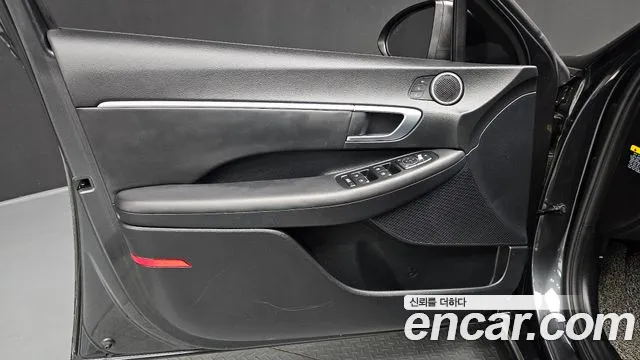 Hyundai Sonata 2020 — фото 14