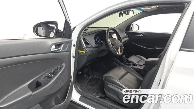 Hyundai Tucson 2016 — фото 13
