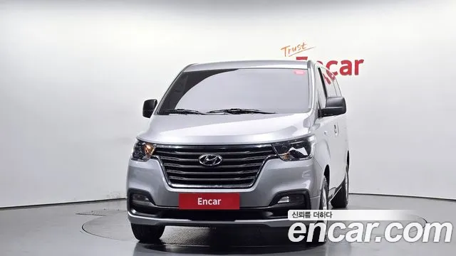 Hyundai Starex 2019 — фото 3