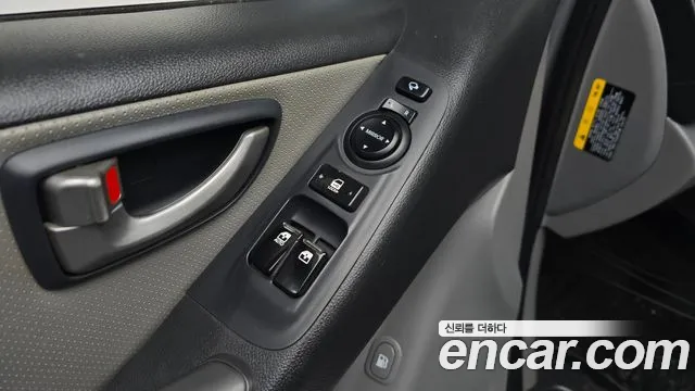 Hyundai Starex 2019 — фото 19