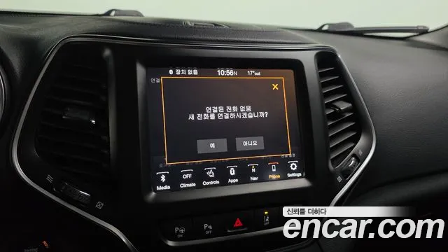 Jeep Cherokee 2019 — фото 16