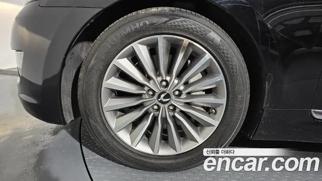 Hyundai Equus 2015 — фото 5