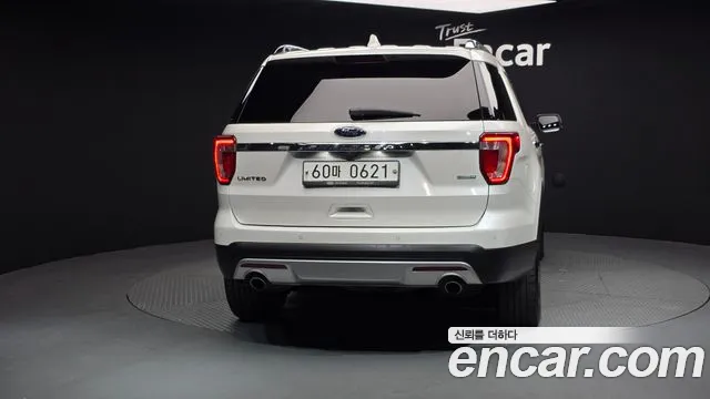 Ford Explorer 2016 — фото 4