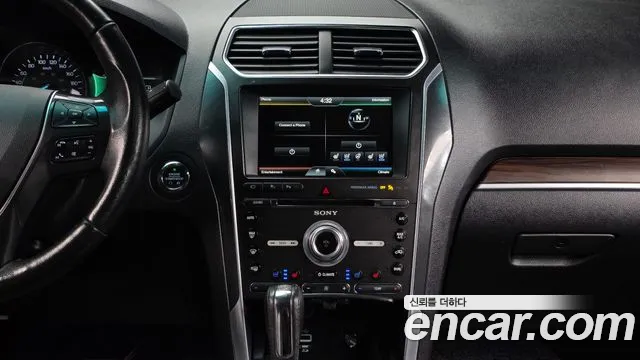 Ford Explorer 2016 — фото 12