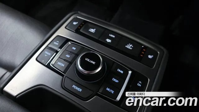 Hyundai Genesis 2015 — фото 18