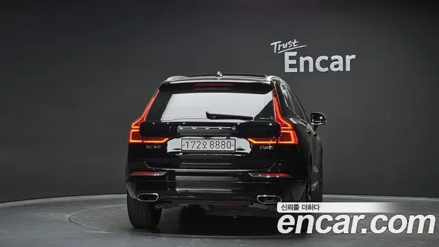 Volvo XC60 2020 — фото 4