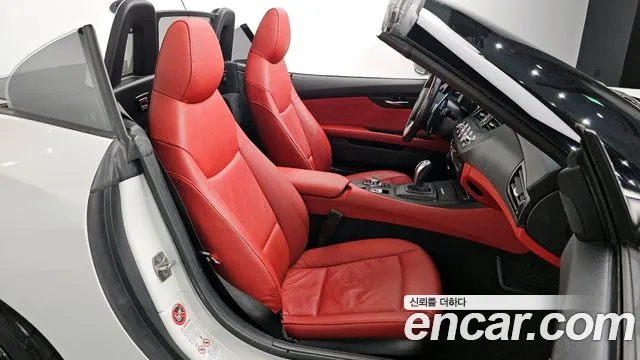 BMW Z4 2013 — фото 11