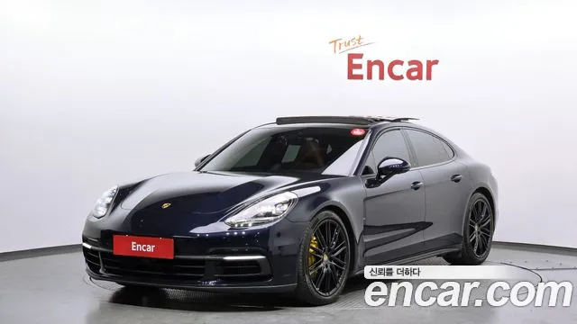 Porsche Panamera 2018 — фото 1