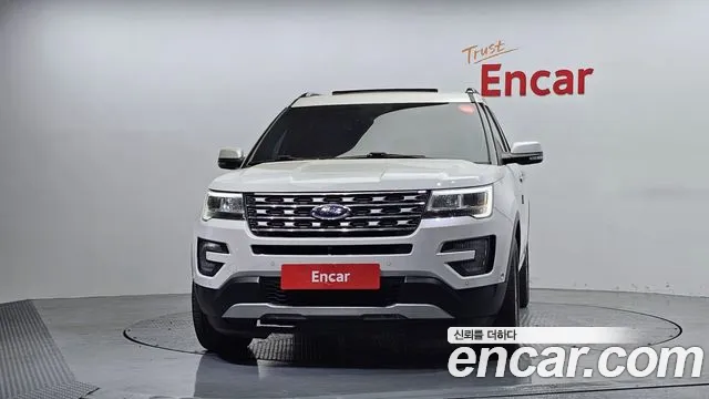 Ford Explorer 2017 — фото 3