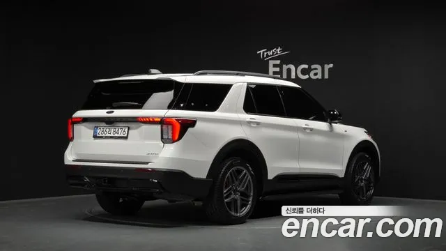 Ford Explorer 2025 — фото 2