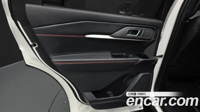 Ford Explorer 2025 — фото 15