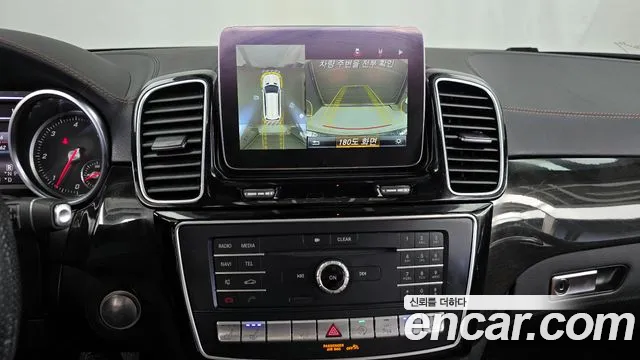 Mercedes-Benz GLS-Class 2018 — фото 20