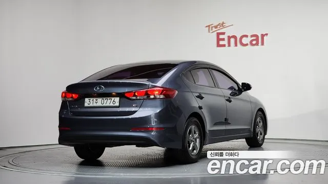 Hyundai AVANTE 2016 — фото 2