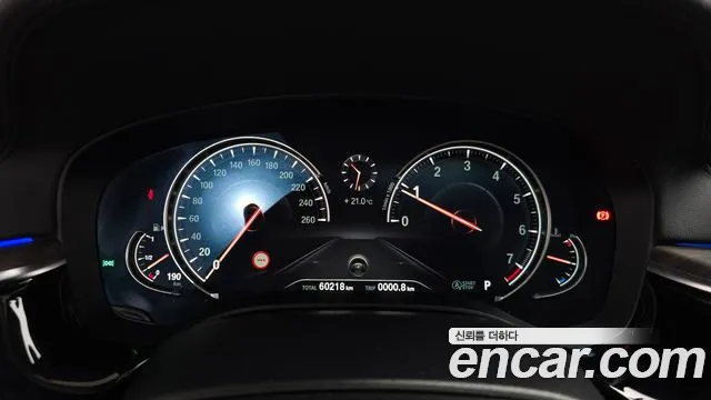 BMW 5-Series 2018 — фото 10