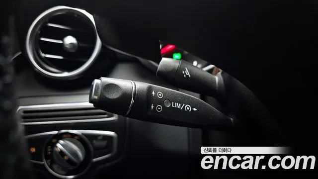 Mercedes-Benz C-Class 2015 — фото 19
