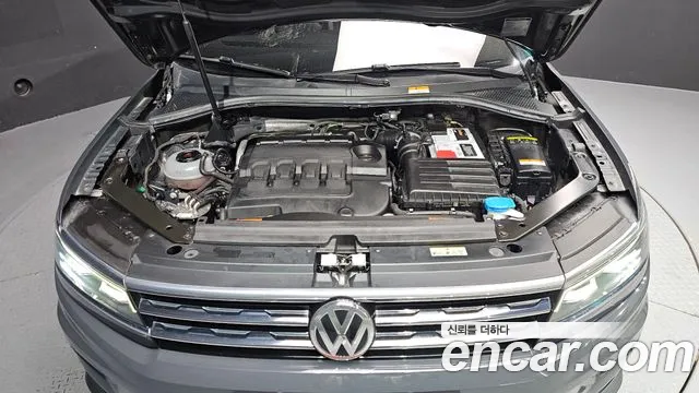 Volkswagen Tiguan 2020 — фото 6