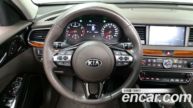 Kia K7 2016 — фото 20