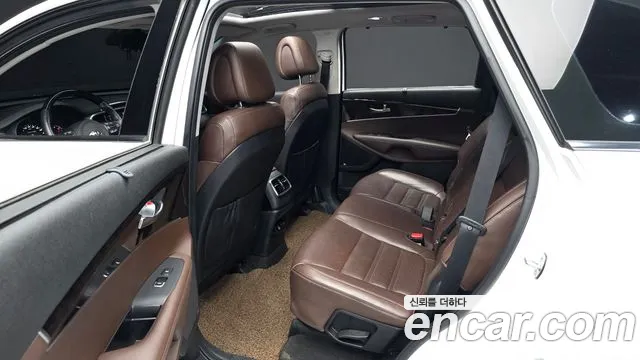 Kia Sorento 2016 — фото 18