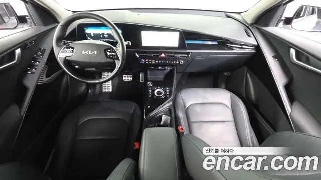 Kia Niro 2024 — фото 10