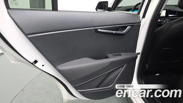 Kia Niro 2024 — фото 15