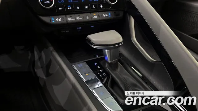 Hyundai AVANTE 2025 — фото 12