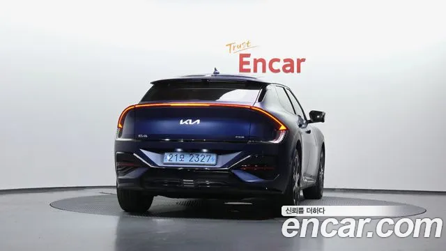 Kia EV6 2025 — фото 4