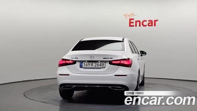 Mercedes-Benz A-Class 2024 — фото 4