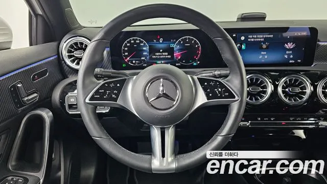 Mercedes-Benz A-Class 2024 — фото 19