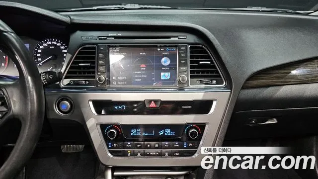 Hyundai Sonata 2015 — фото 14