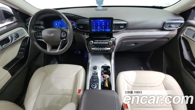 Ford Explorer 2021 — фото 9
