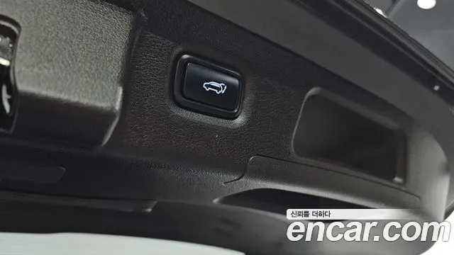 Hyundai Santafe 2019 — фото 19